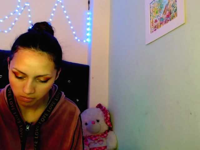 Oddajajo posnetke zaslona vanne-rabbit