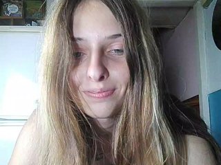 Erotični video klepet -KittyDoll-Meow-