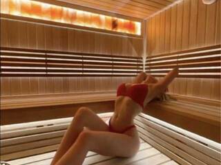 Erotični video klepet VelvetVicee