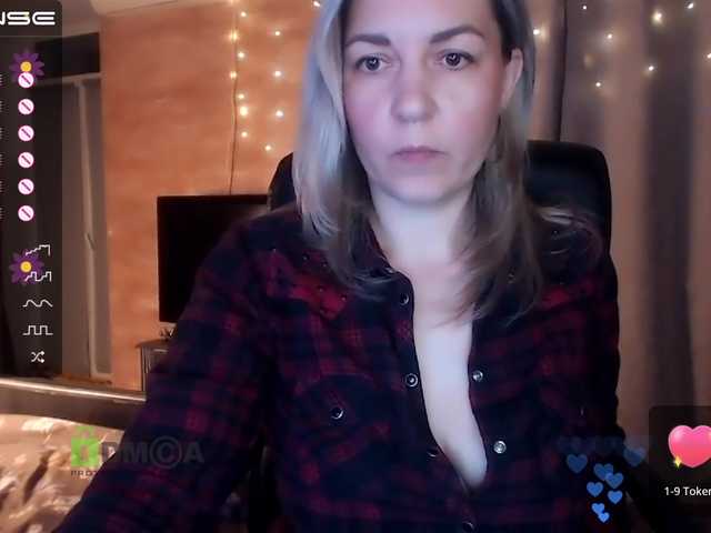 Oddajajo posnetke zaslona VickiSecret