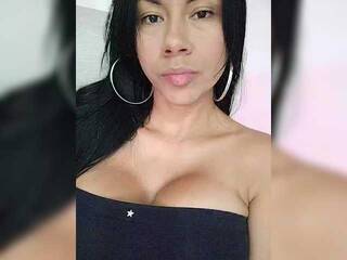 Erotični video klepet VictoriaBalee