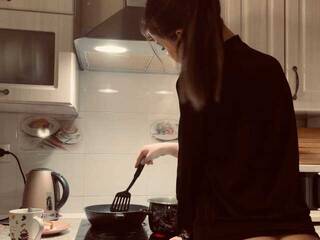 Erotični video klepet Vikki-Creed