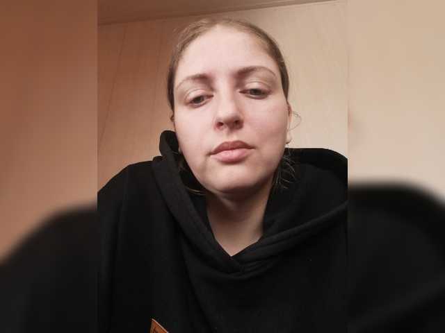 Oddajajo posnetke zaslona Viktoria-play