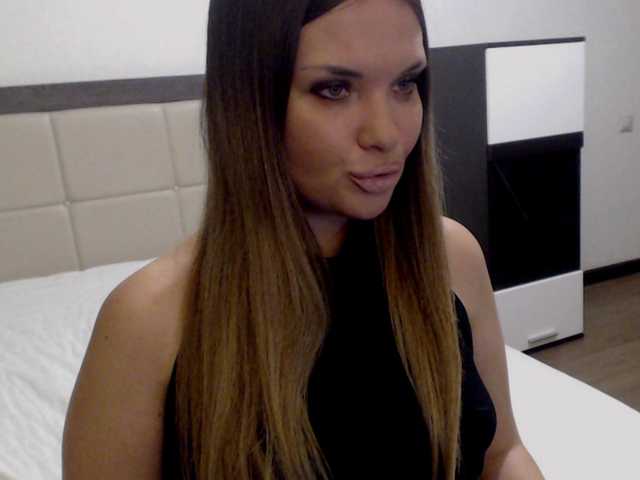 Oddajajo posnetke zaslona Viktoriiyyaaa