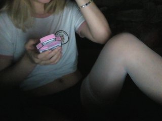 Oddajajo posnetke zaslona VikyPink