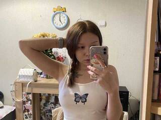 Erotični video klepet ViolaShy