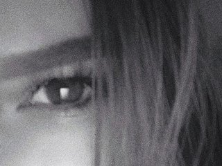 Erotični video klepet Violleta-mmm