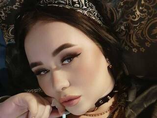 Erotični video klepet _No-Silikon_