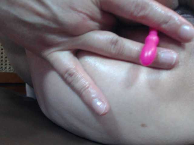 Oddajajo posnetke zaslona wanda-rubio