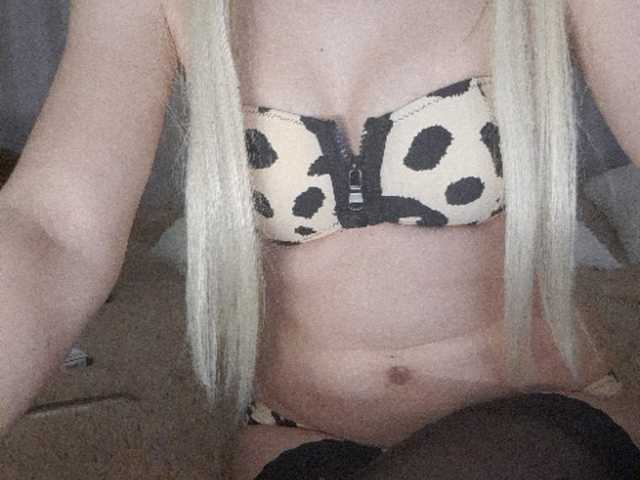 Oddajajo posnetke zaslona SEXY_GERL