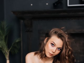 Erotični video klepet WhiteSoul