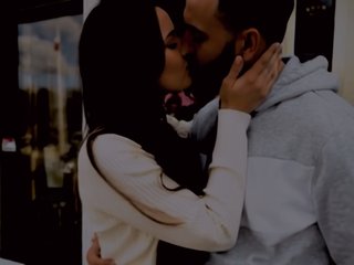 Erotični video klepet WildAndMarried