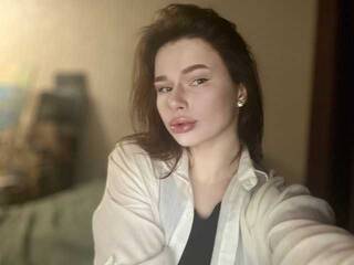 Erotični video klepet wooowMila