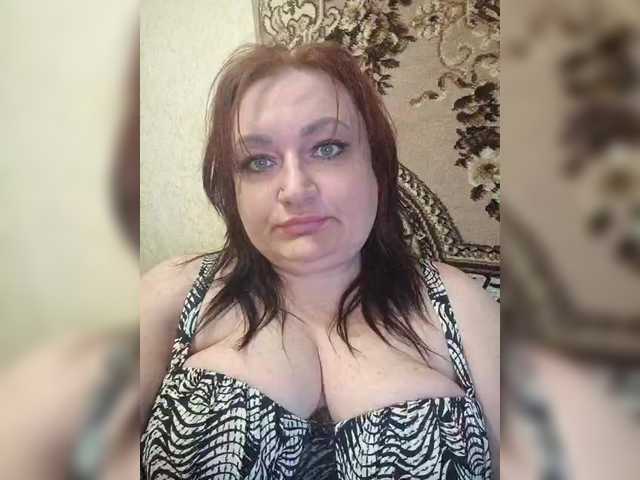 Oddajajo posnetke zaslona XAriannaX
