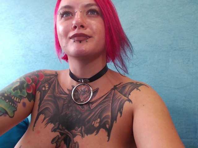 Oddajajo posnetke zaslona xExoticGirlx