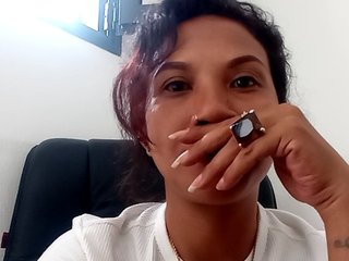 Erotični video klepet Xmillo