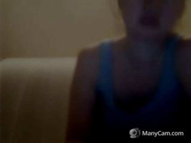 Oddajajo posnetke zaslona XTaylaX