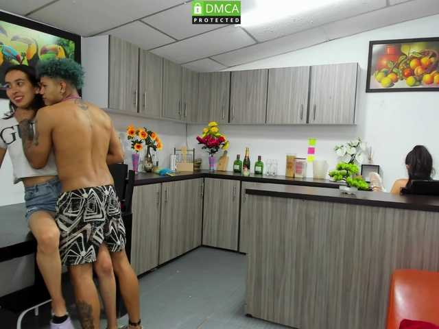 Oddajajo posnetke zaslona xsexysgirlsx