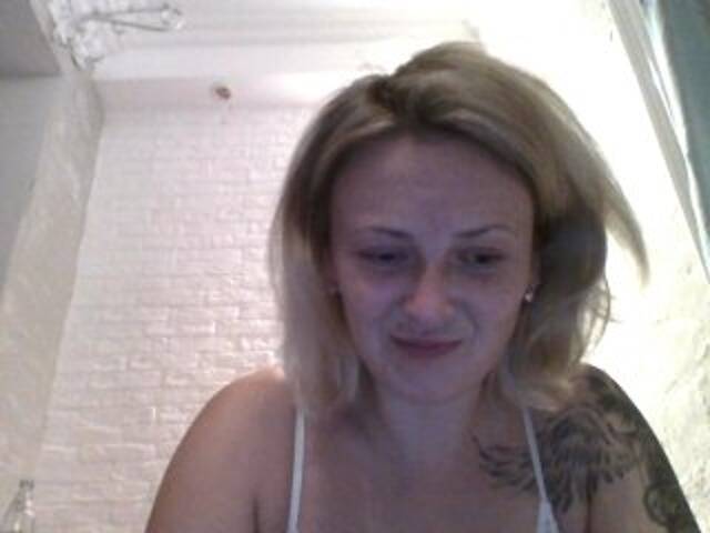 Oddajajo posnetke zaslona XswetaX