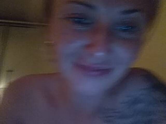 Oddajajo posnetke zaslona XswetaX