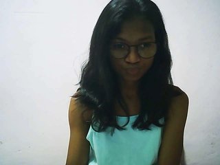 Erotični video klepet Yalane