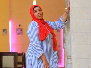 Erotični video klepet Yaralov