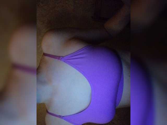 Oddajajo posnetke zaslona Yasmin84