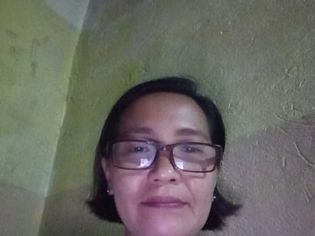 Oddajajo posnetke zaslona Yetjust