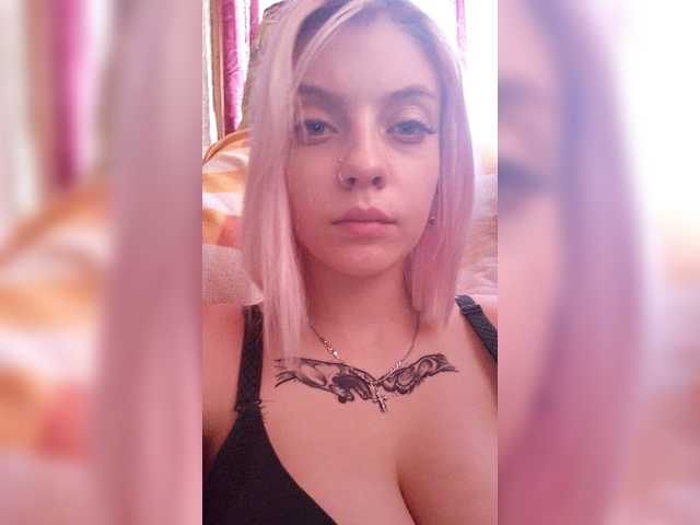 Oddajajo posnetke zaslona yevolos