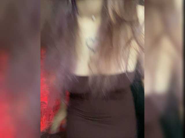 Oddajajo posnetke zaslona YourBunny69