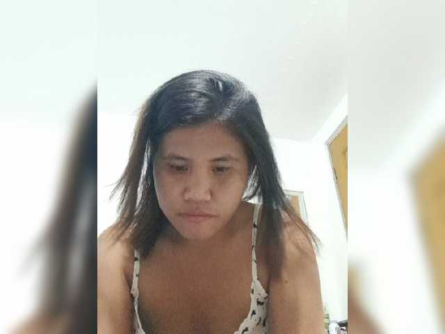 Oddajajo posnetke zaslona YourGirl9