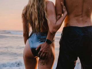 Erotični video klepet Yourhotpussy-