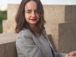 Erotični video klepet YourJessi