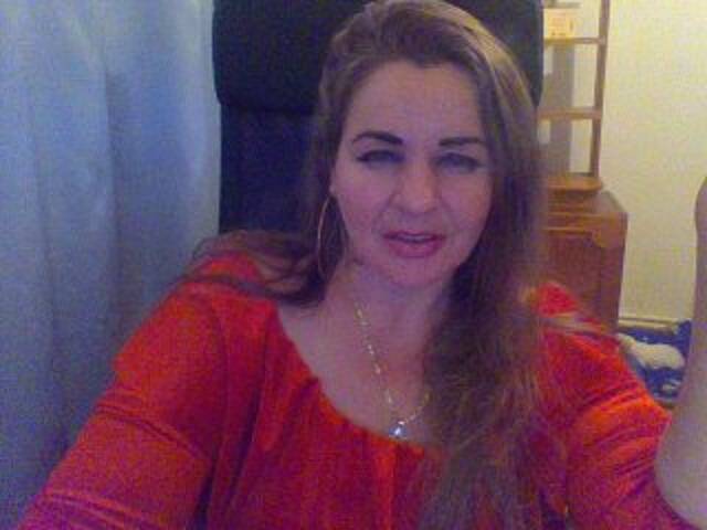 Oddajajo posnetke zaslona yzabel