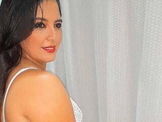 Erotični video klepet ZahiraChannel