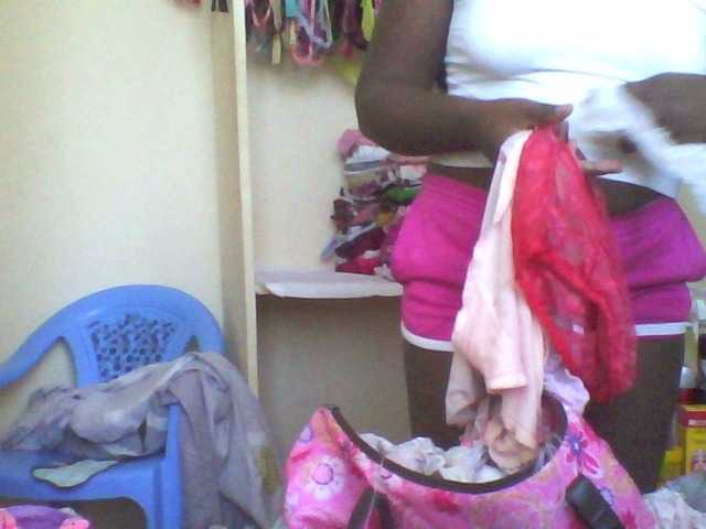 Oddajajo posnetke zaslona zenababy