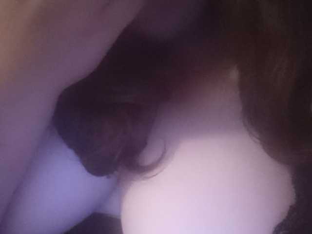 Oddajajo posnetke zaslona Zhennettt